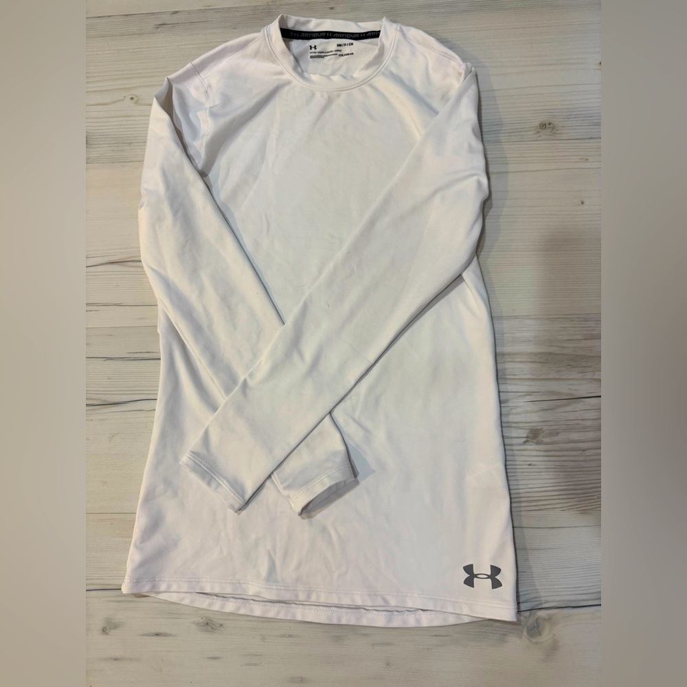 Men’s UA cold gear compression shirt. Small